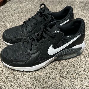 Women’s Nike Air Max